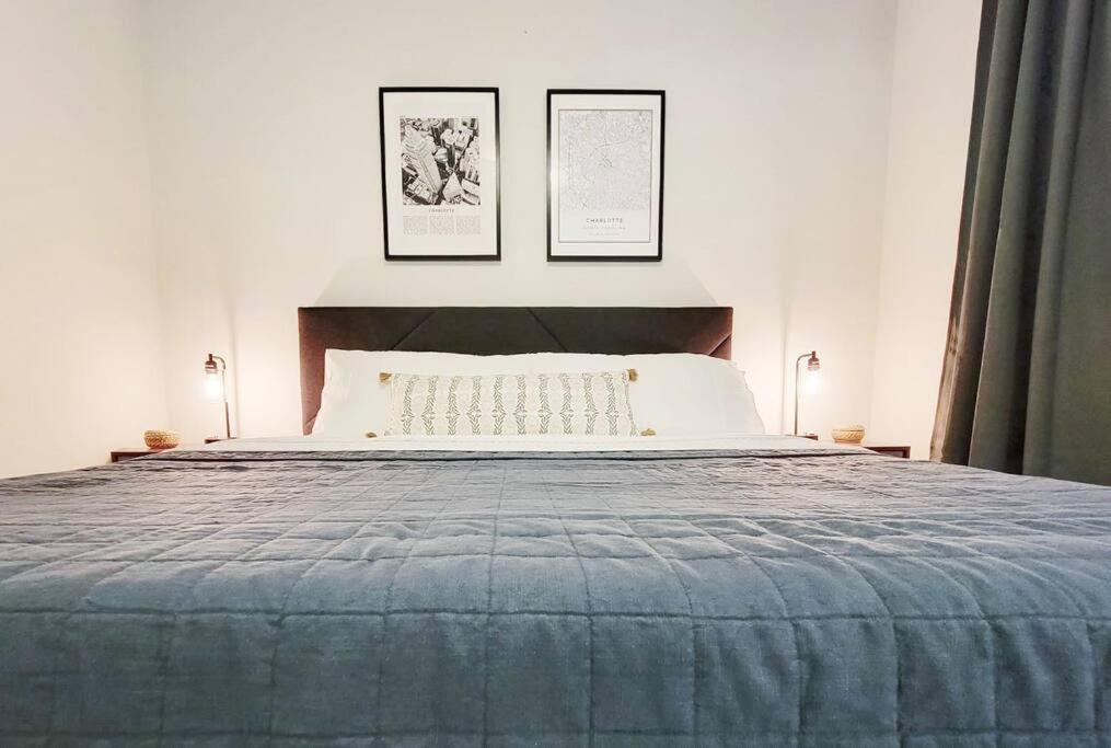 New Stylish Getaway- 5 Mil To Uptown/3 Smart Tvs! Leilighet Charlotte Eksteriør bilde